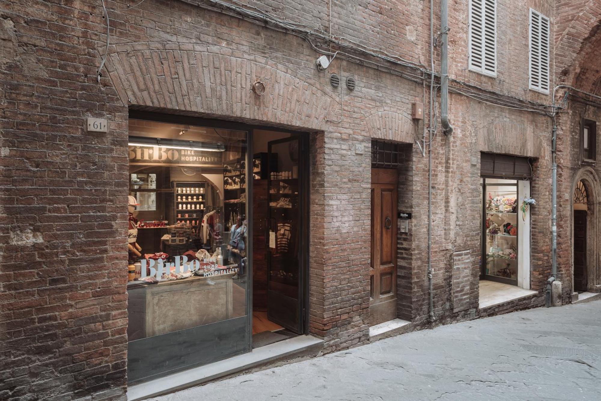 Birbo Bike Hospitality Bed & Breakfast Siena Exterior photo